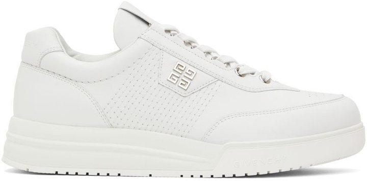 Photo: Givenchy White G4 Low-Top Sneakers