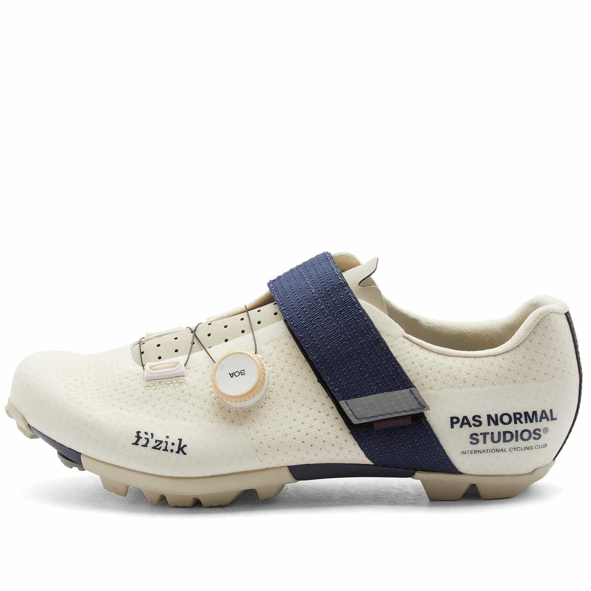 Pas Normal Studios Men's x Fizik Vento Ferox Carbon Shoe in Off