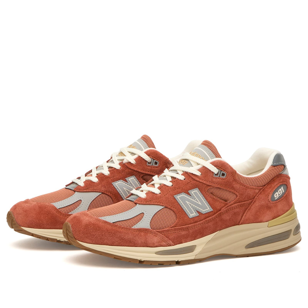 New Balance 991v2 Sneaker in Potters Clay/Raw Sienna/Harbor Mist