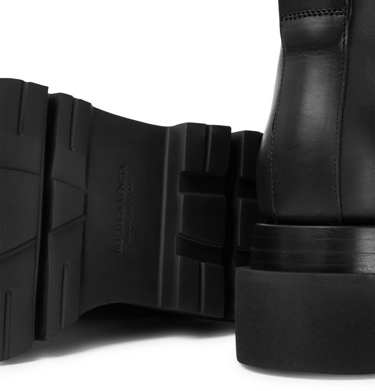 Bottega Veneta - Leather Chelsea Boots - Black