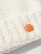 God's True Cashmere - Wind Ribbed Button-Embellished Cashmere Beanie