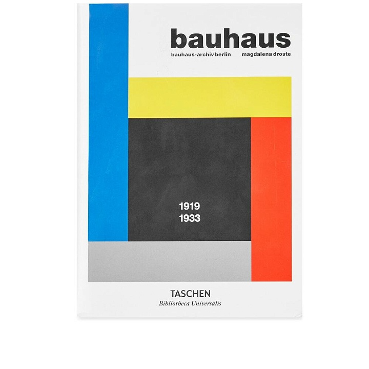 Photo: Taschen Bauhaus. Updated Edition in Magdalena Droste