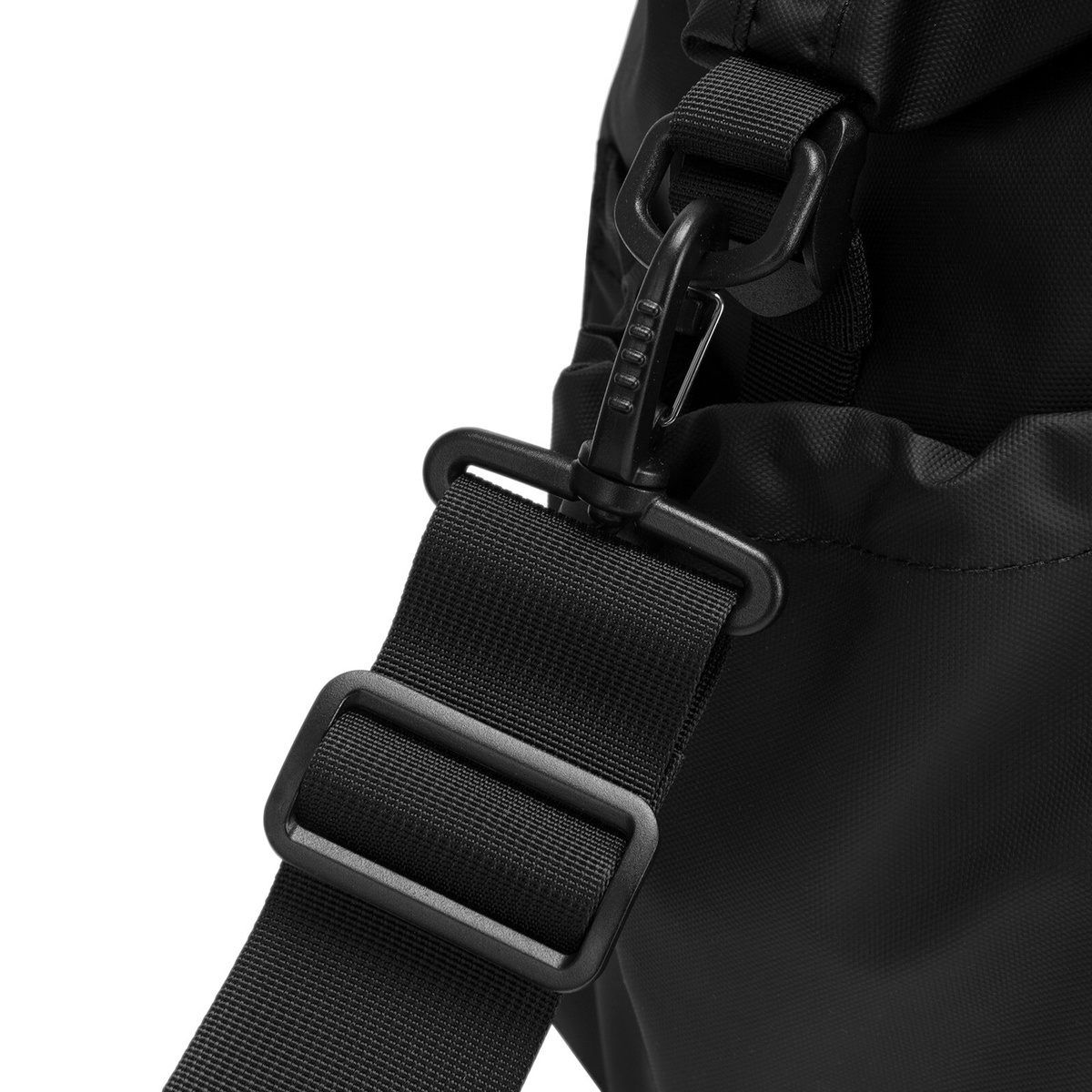 Elliker Holdall - Large in Black 
