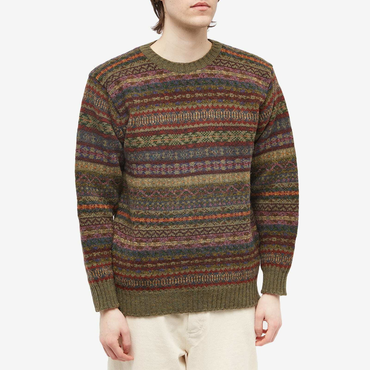 Jamieson's of Shetland Men's Fair Isle Crew Knit in Seaweed