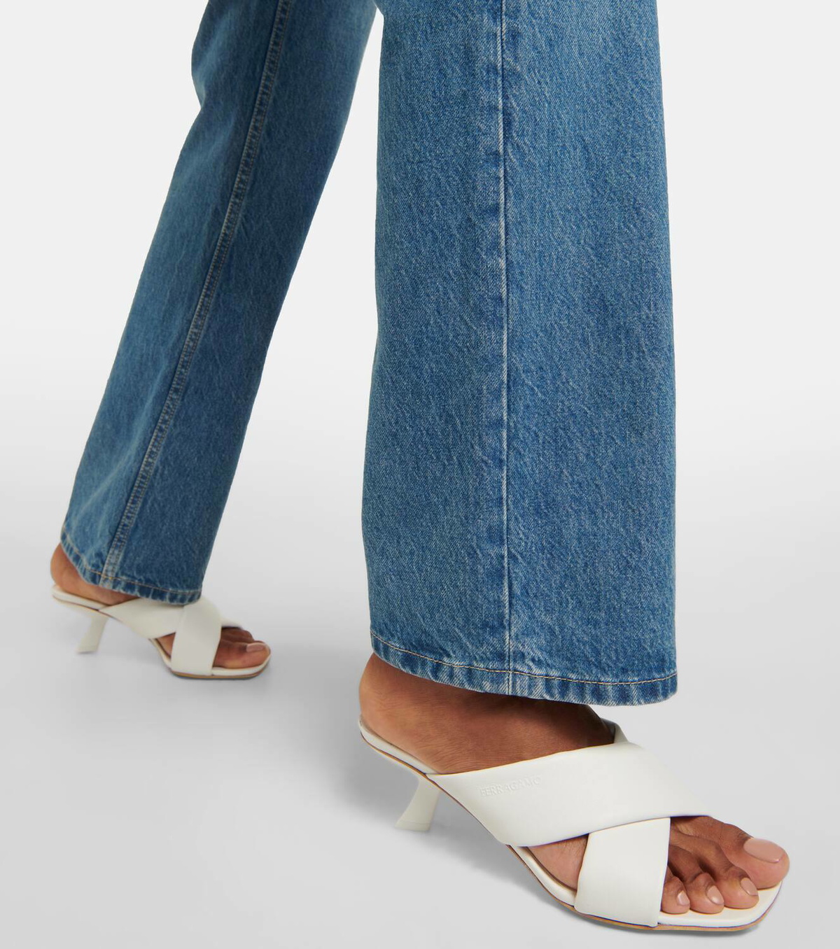 サンダル・ミュール Ferragamo SANDALS WOMAN ALUDRA 55 Salvatore Ferragamo Ferragamo Aludra 55 Leather Sandal