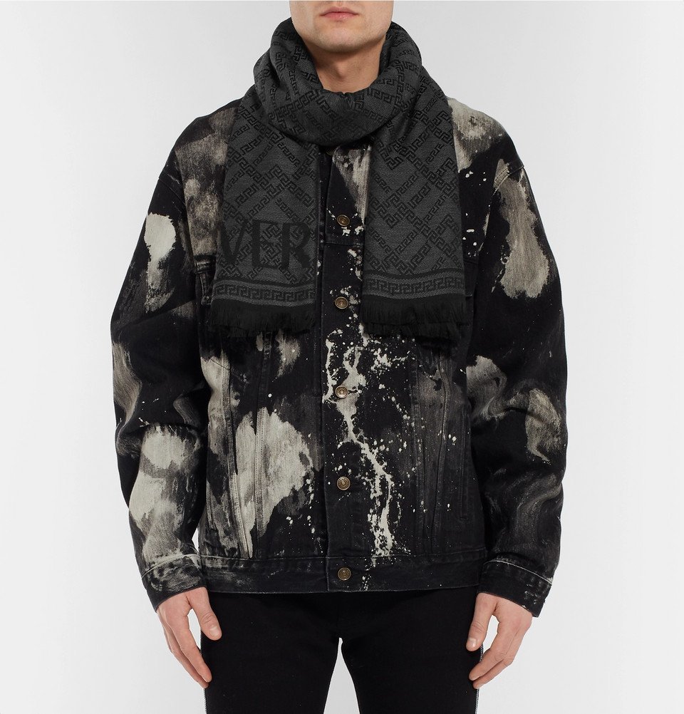 Versace - Fringed Logo-Intarsia Wool Scarf - Men - Black