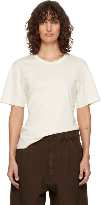 Photo: LEMAIRE Off-White Rib T-shirt