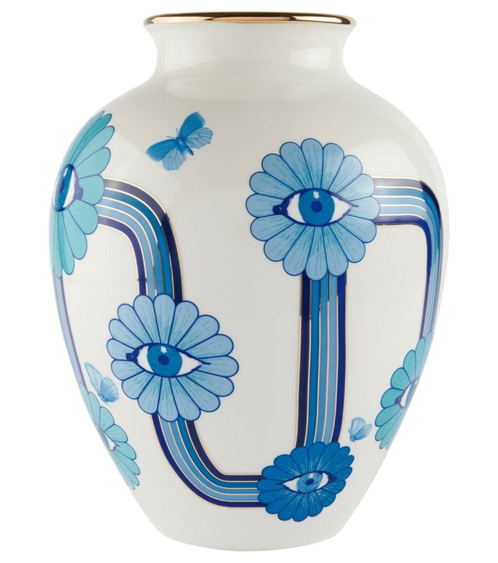 Photo: Jonathan Adler Porcelain vase