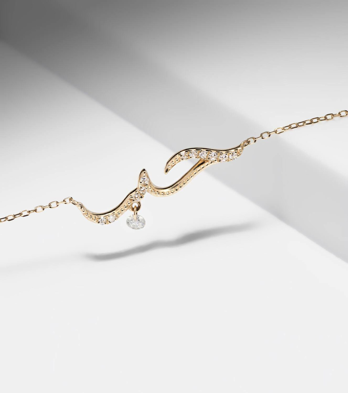 Persée 18kt gold necklace with diamonds