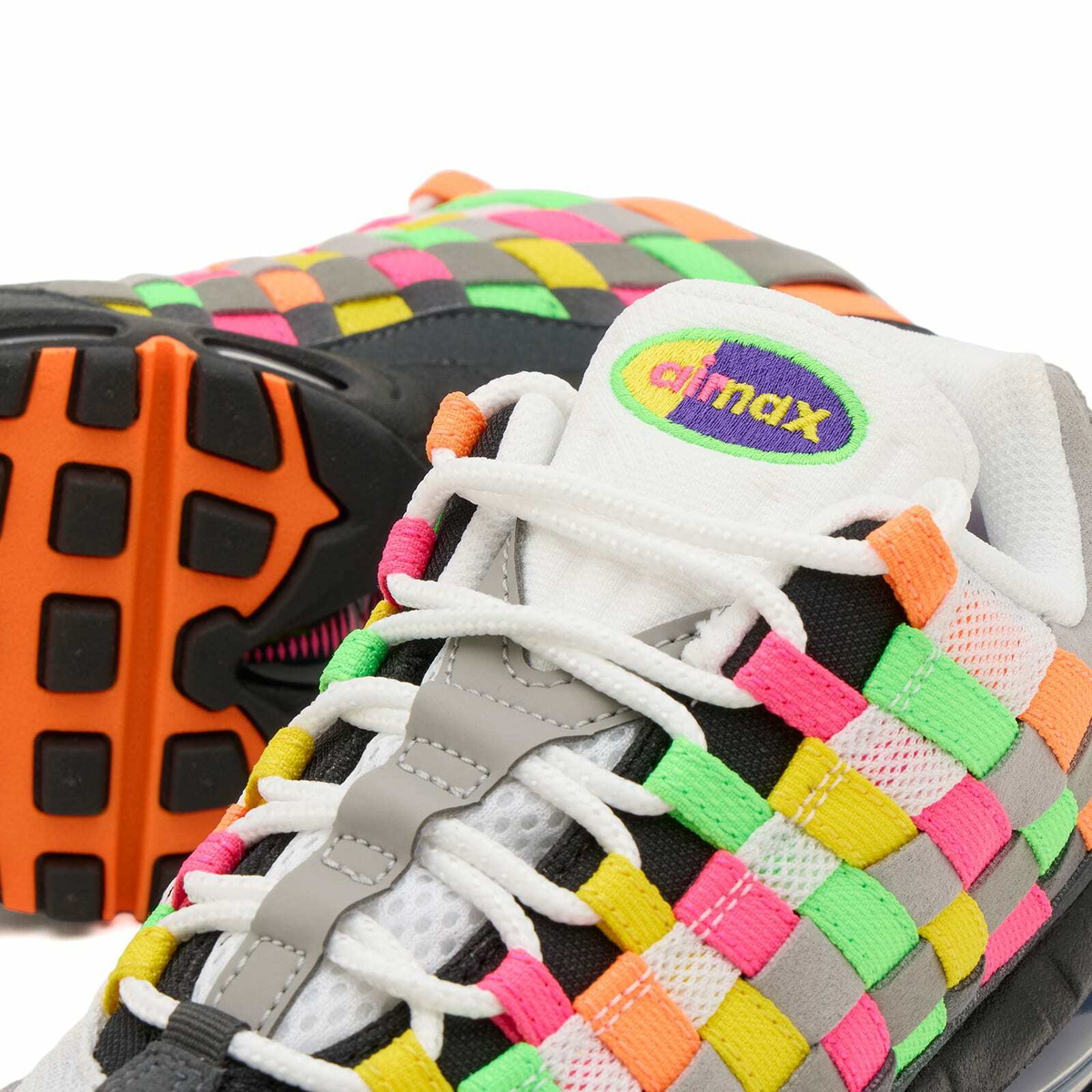 Nike Air Max 95 Woven Bb Sneaker in White/Putple/Charcoal