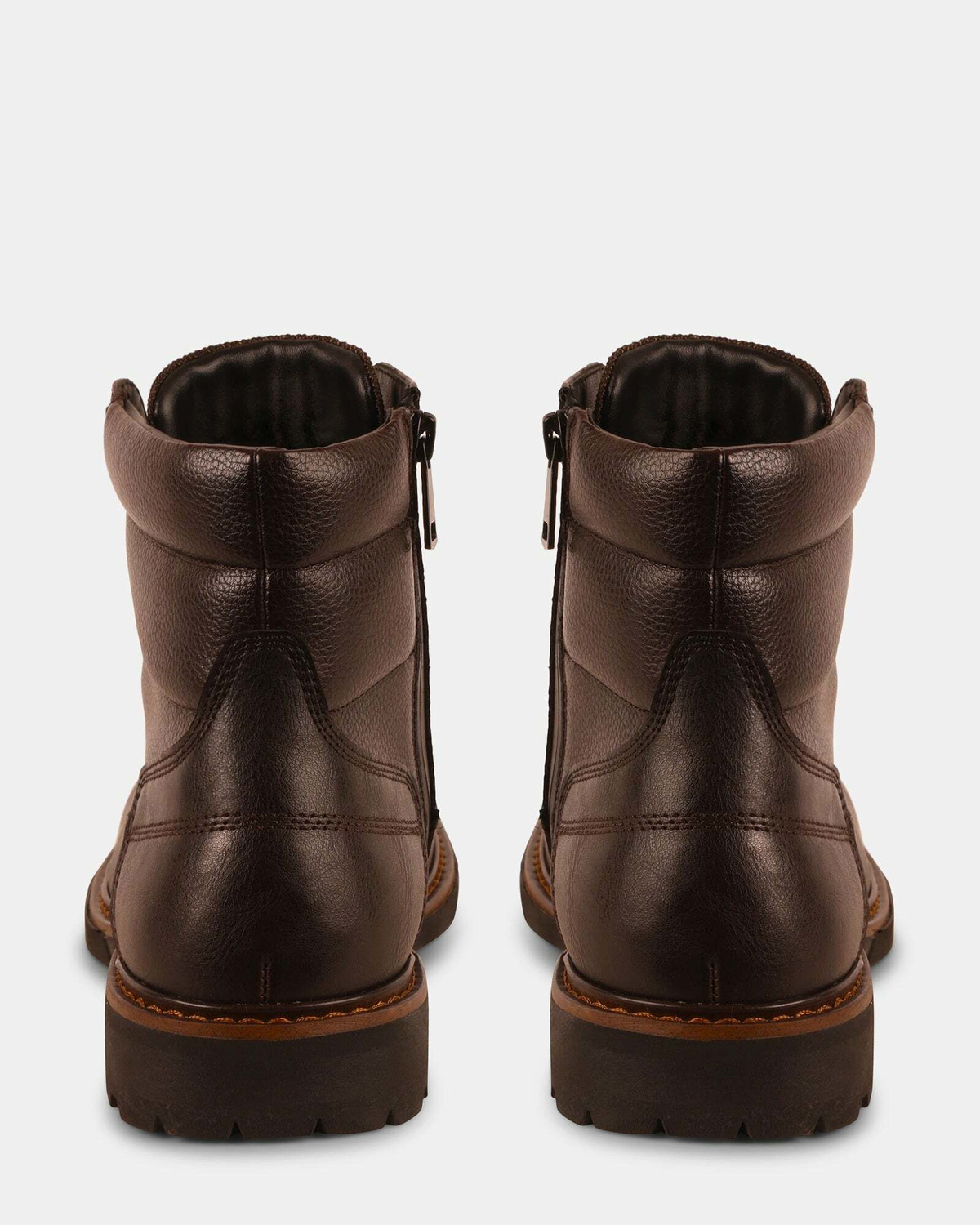 Steve Madden Freddo Boots in Brown