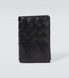 Bottega Veneta Intrecciato leather passport holder