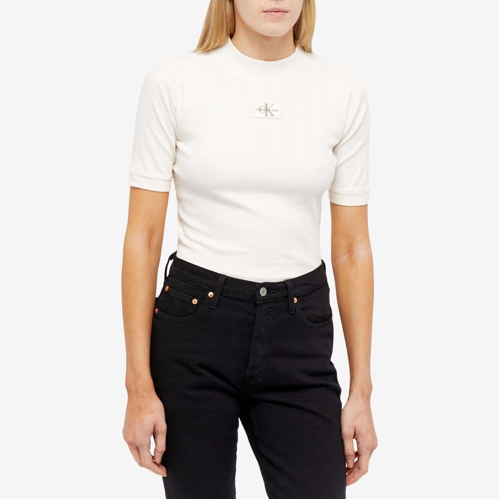Calvin Klein in Klein Women\'s Badge Ivory T-Shirt Ribbed Calvin