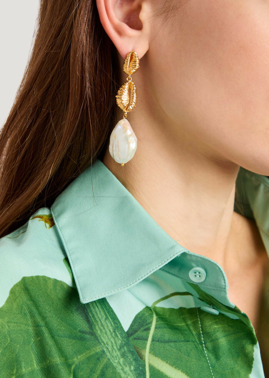 Joanna Laura Constantine Mismatched Seashell 18kt Gold-plated Earrings - One Size