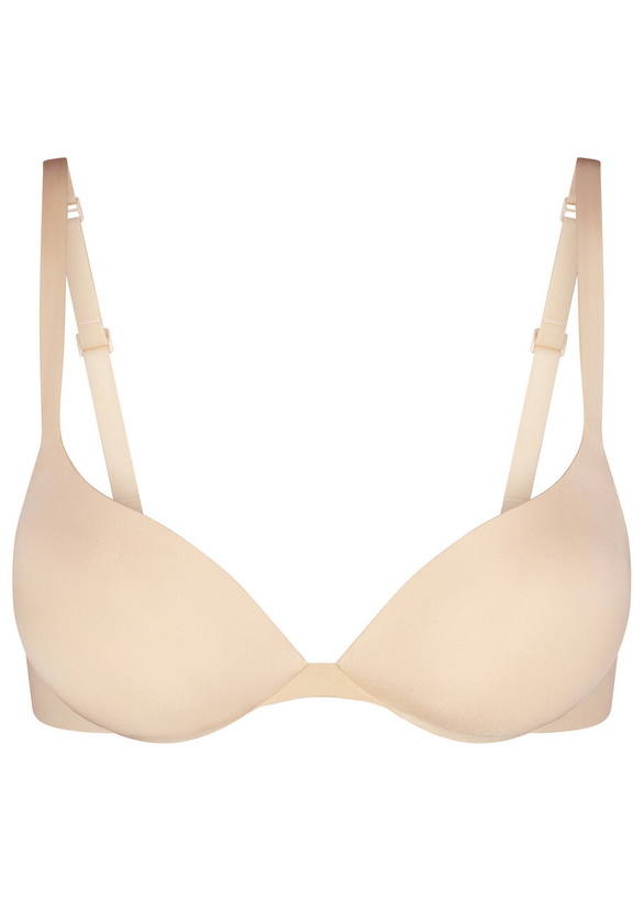 Photo: Skims Teardrop Push-up bra Cream
