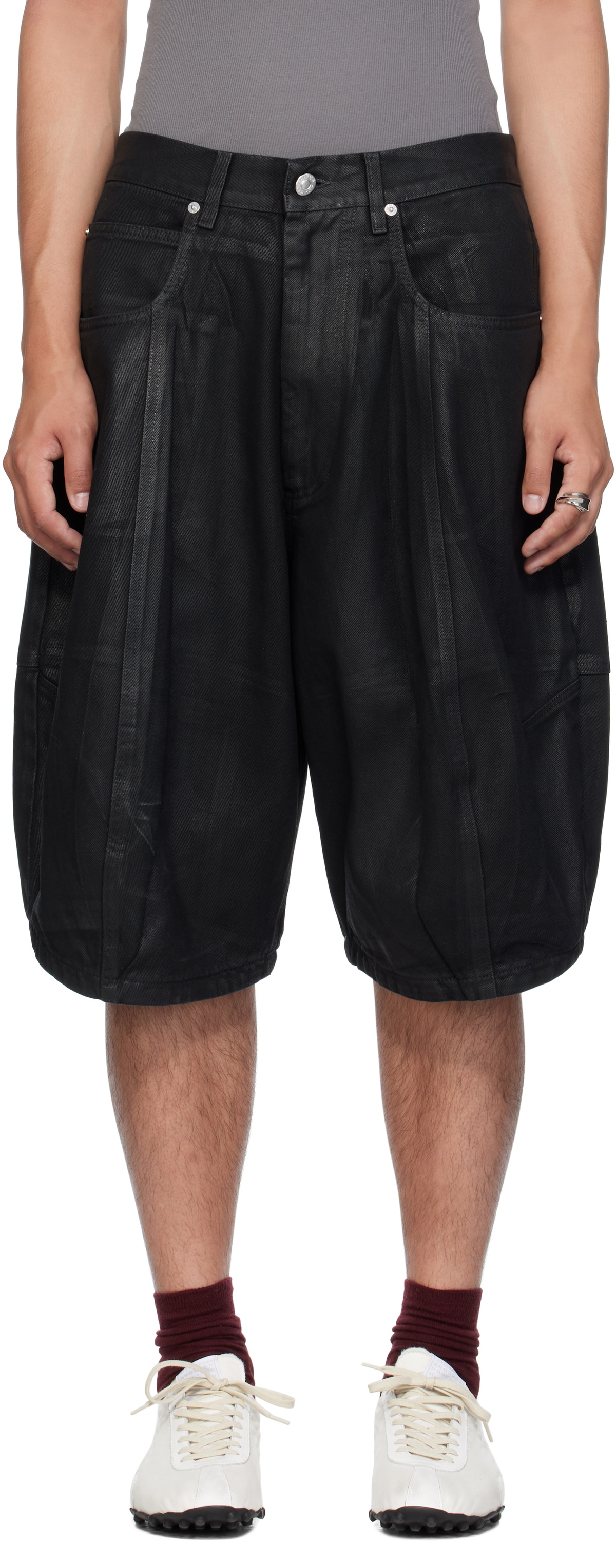 LU'U DAN Black Puffa Denim Shorts