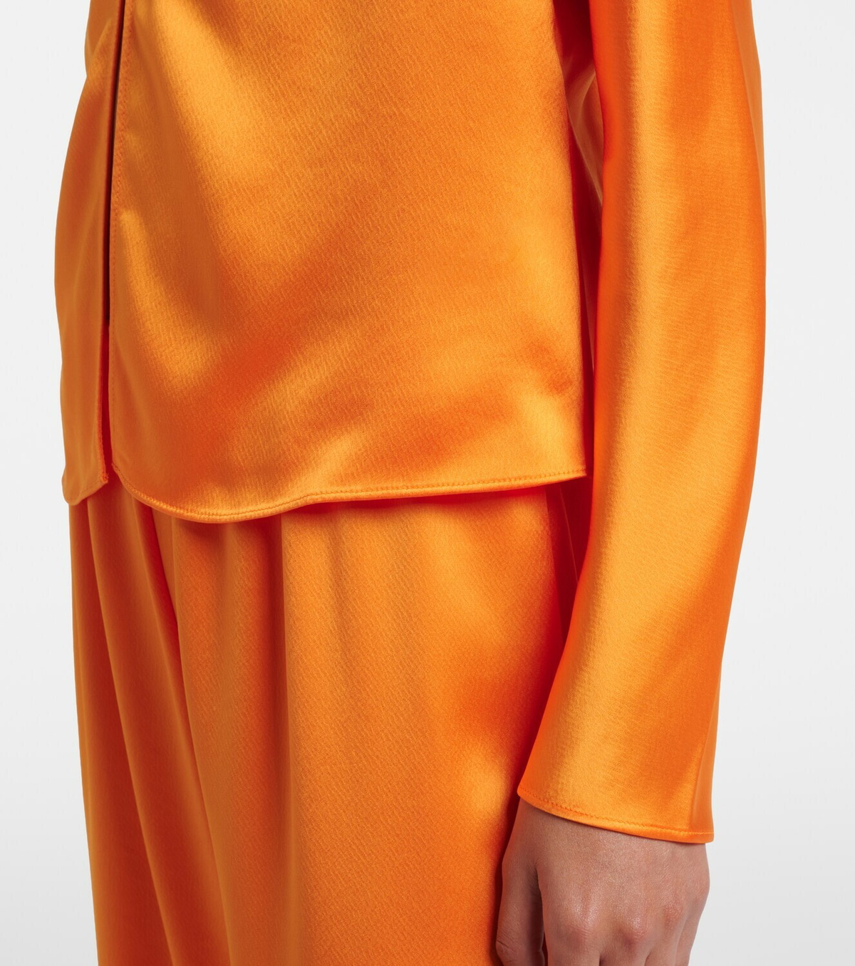 Leset Barb satin top