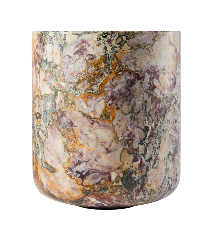 Photo: Michaël Verheyden Marble vase
