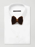 GUCCI - Pre-Tied Velvet Bow Tie