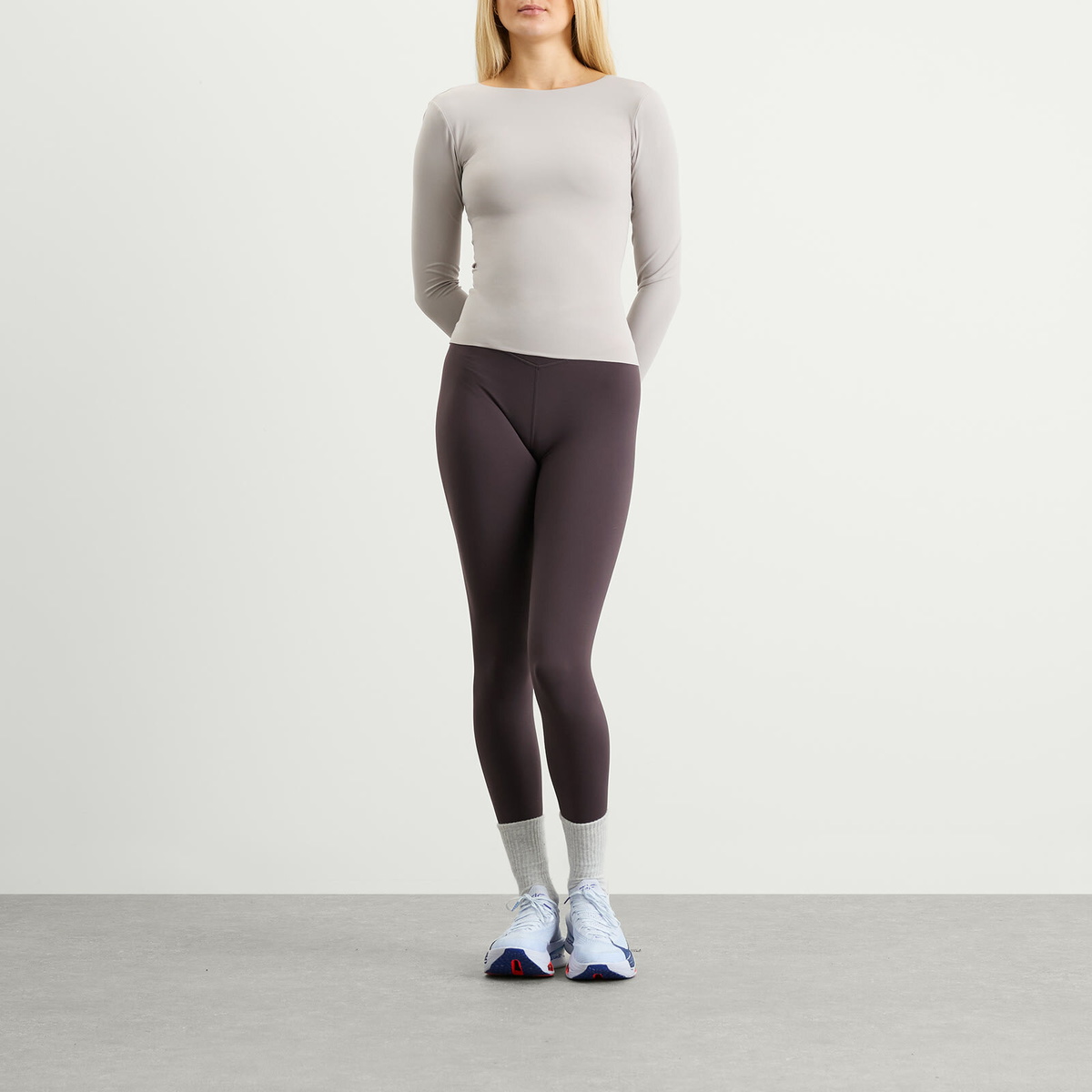 Nike Women's Zenvy Long Sleeve T-Shirt in Grey/White