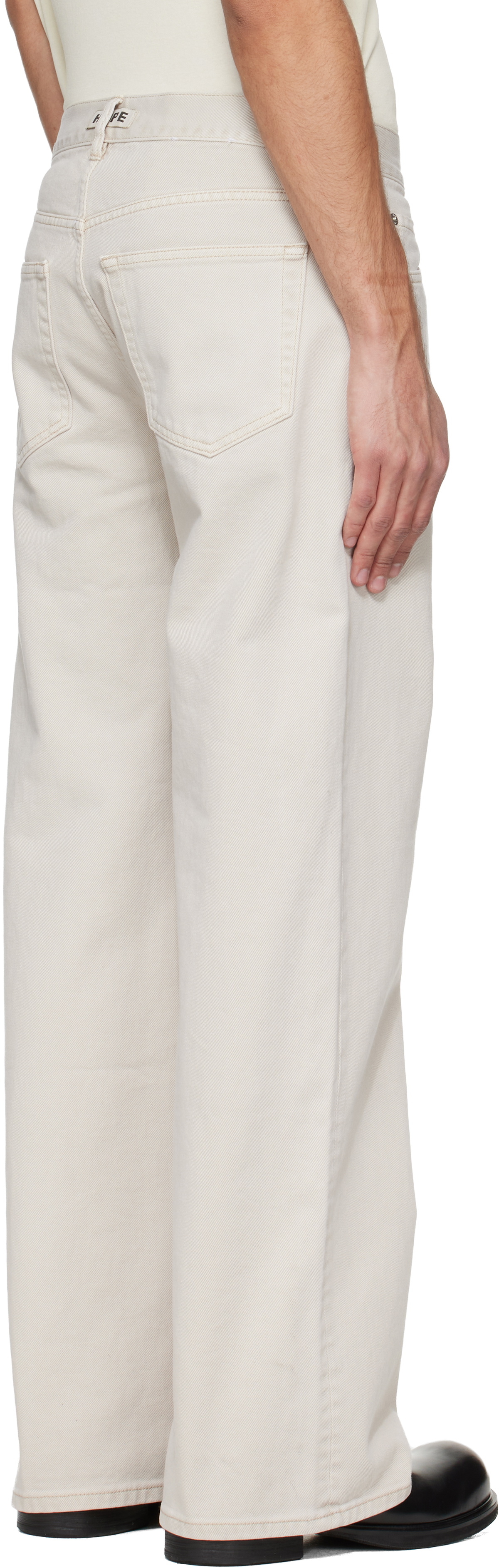 HOPE Off-White Shake Jeans
