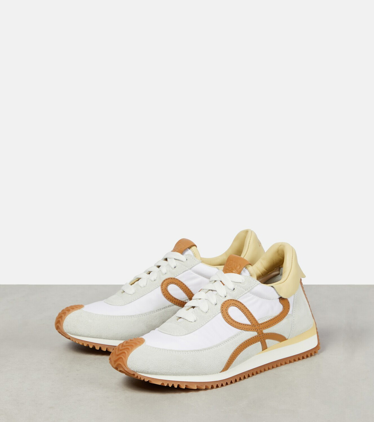LOEWE 26S FLOW RUNNER SNEAKER 20MM IN DARK BROWN SUEDE