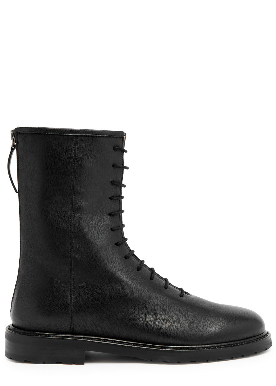 Legres Grained Leather Ankle Boots Black