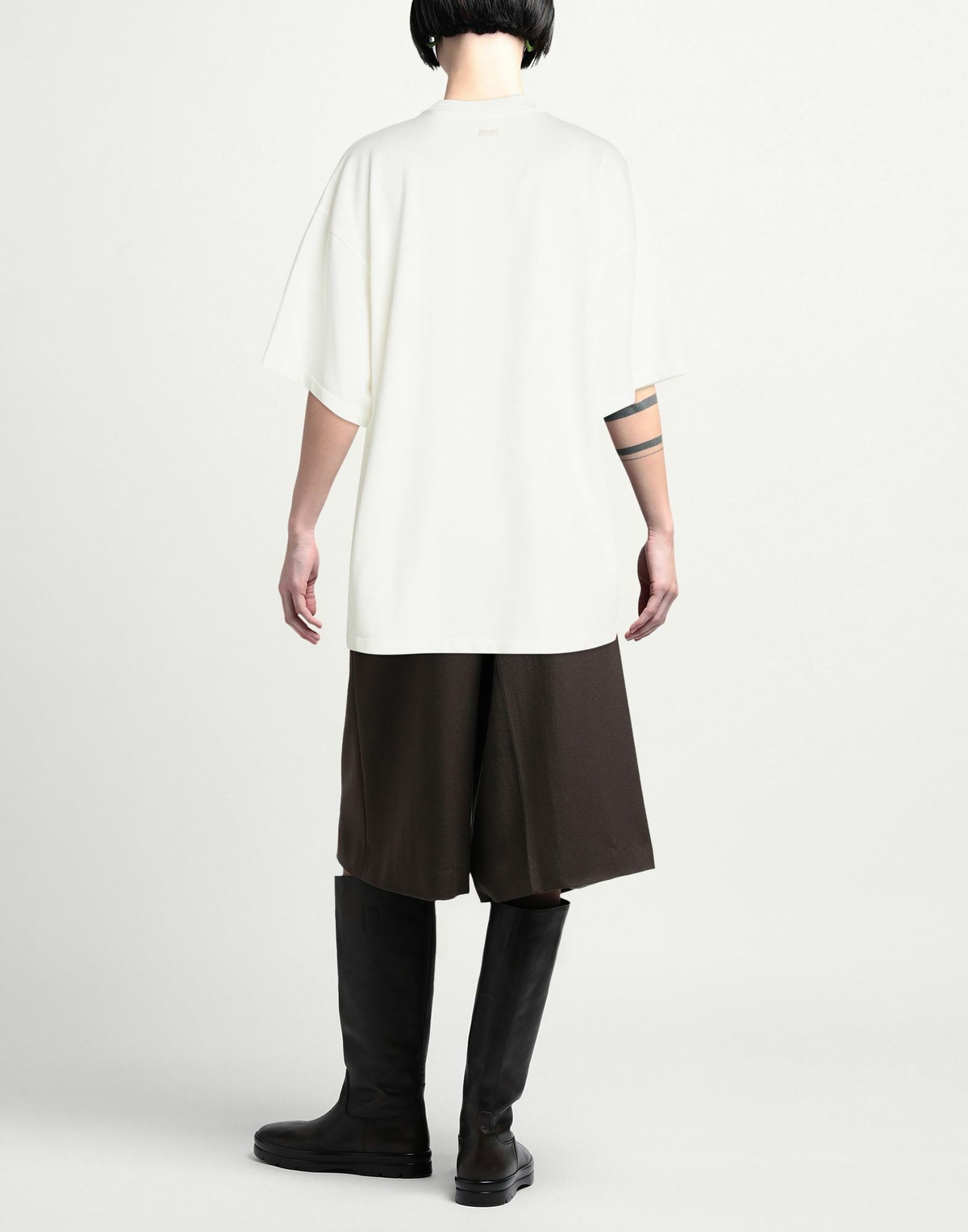 Skims Womens T-shirt in Off white