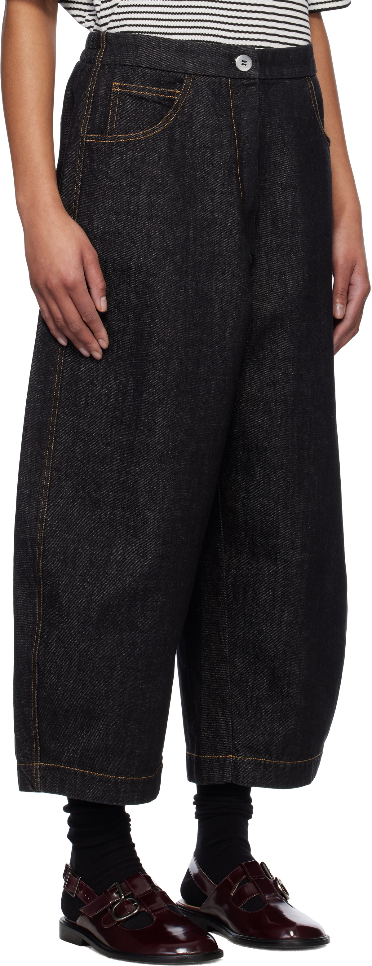 Cordera Black Curved Jeans