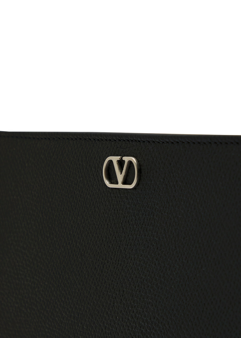 Valentino Garavani Vlogo Grained Leather Clutch - Black - One Size