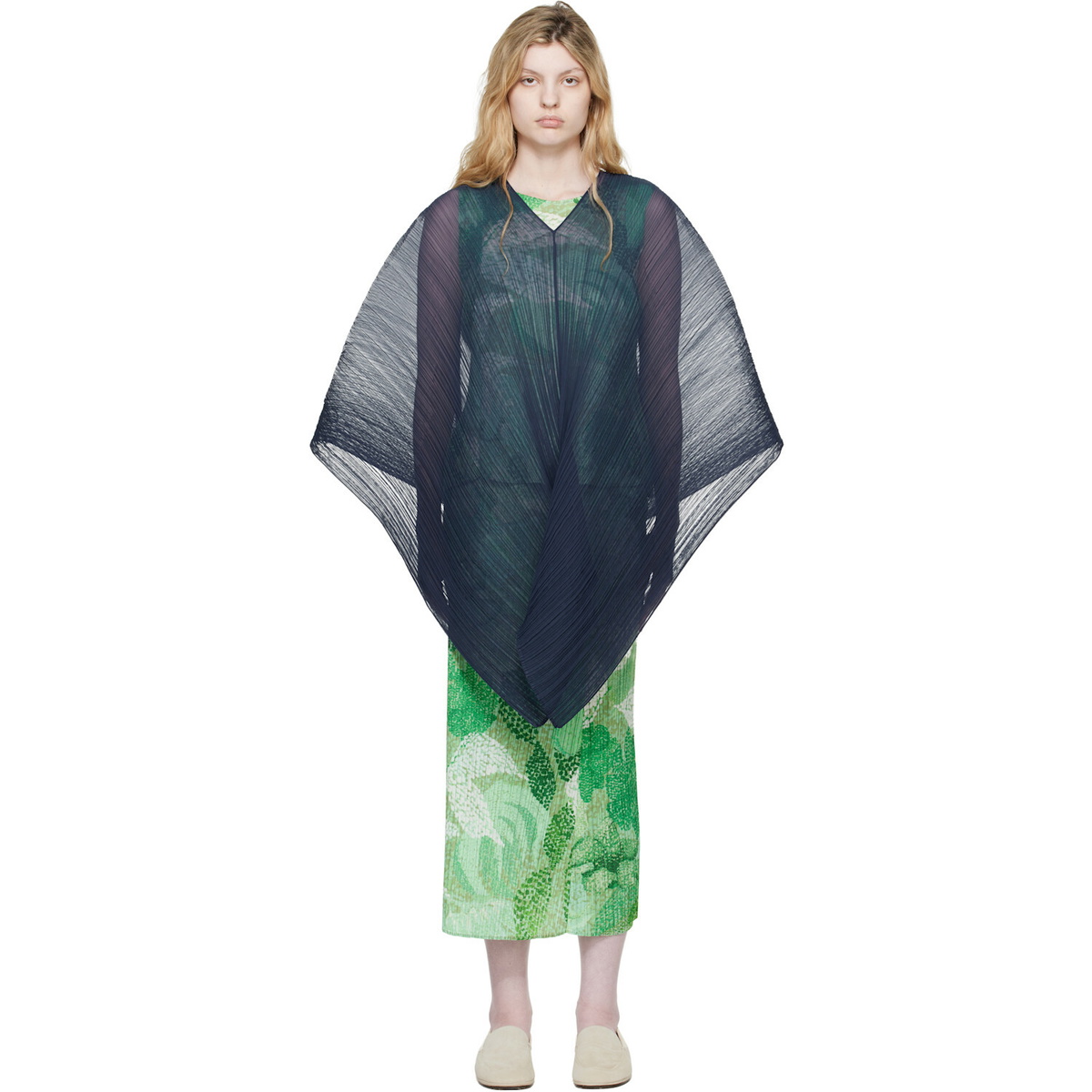 PLEATS PLEASE ISSEY MIYAKE Navy Madame-T Scarf