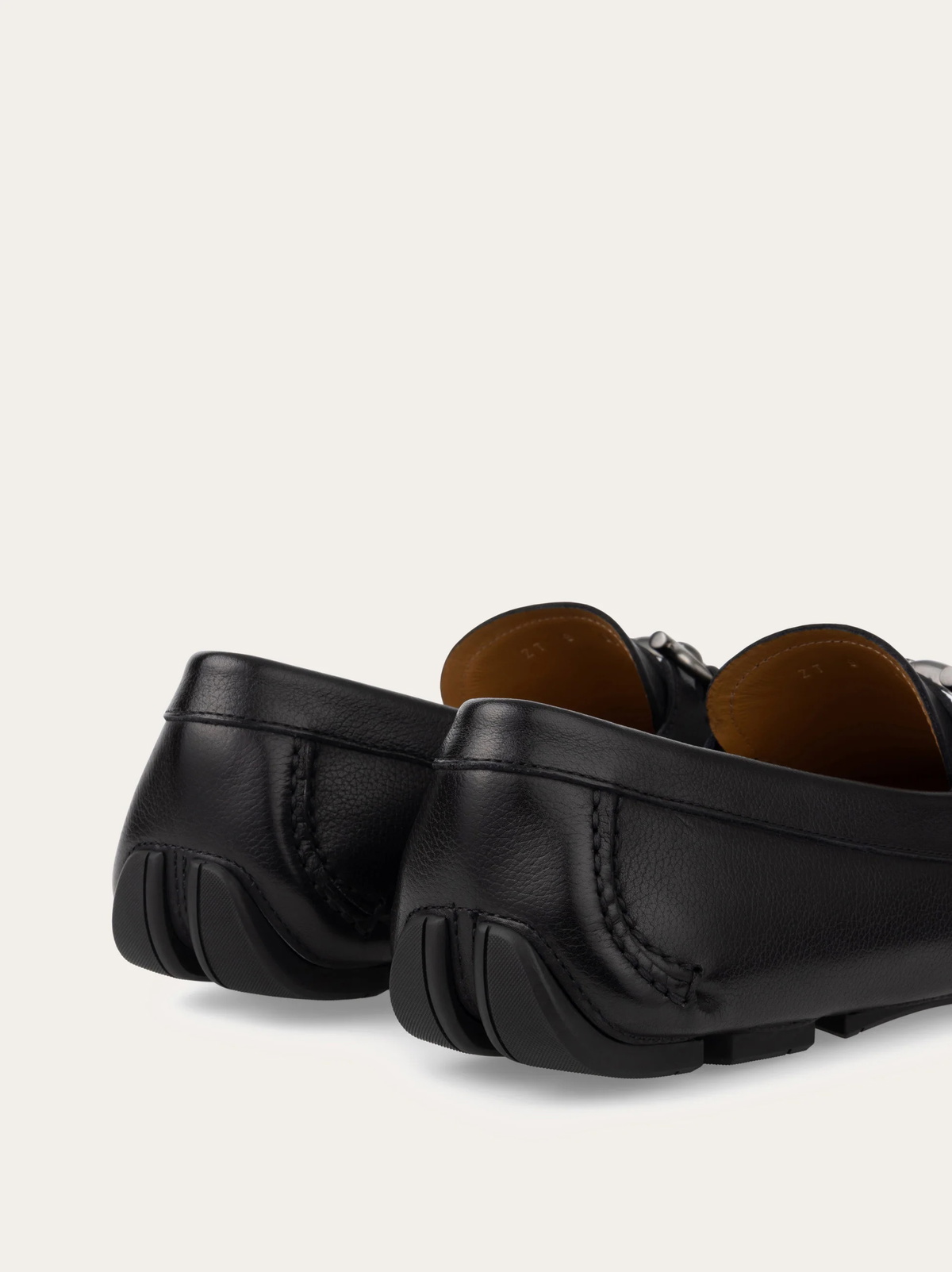 Ferragamo Mens Gancini ornament driver in Black