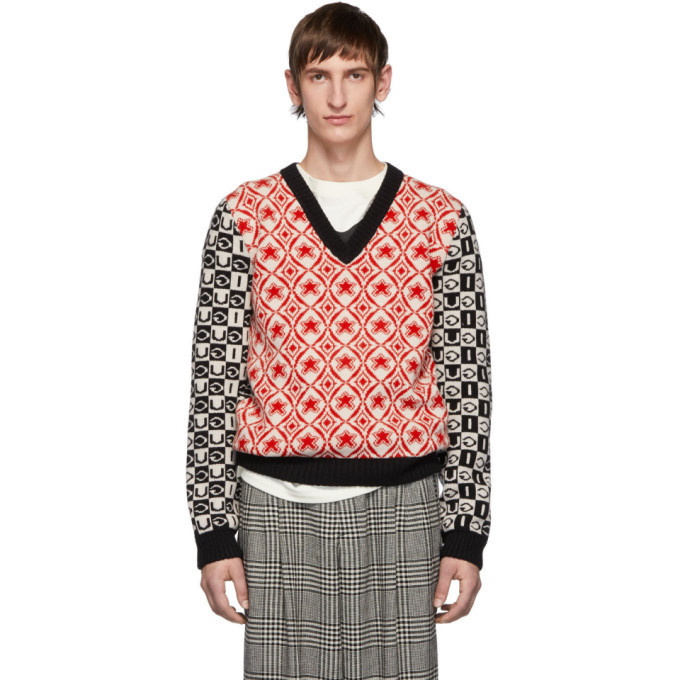 Photo: Gucci Red and Black Wool Jacquard V-Neck Sweater
