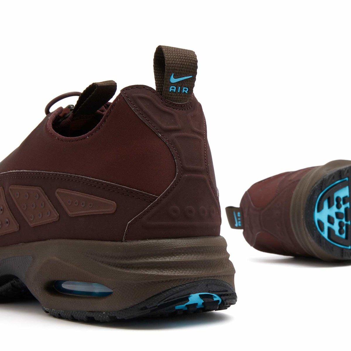 Nike Air Max SNDR Sneaker in Burgundy/Brown/Blue Nike