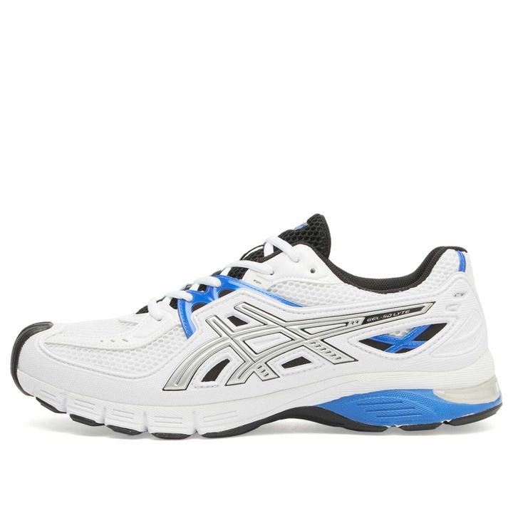 Photo: Asics Gel-Sd-Lyte Sneakers in White/Black