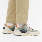 Karhu Men's Aria Sneakers in Lily White/India Ink