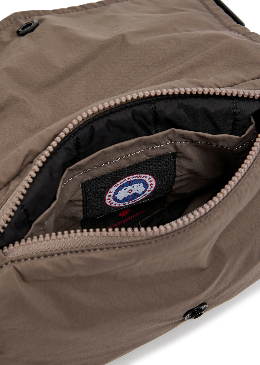 Canada Goose Logo Shell Belt bag - Dark Grey - One Size