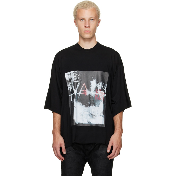 Photo: Julius Black 'Valis' Over T-shirt