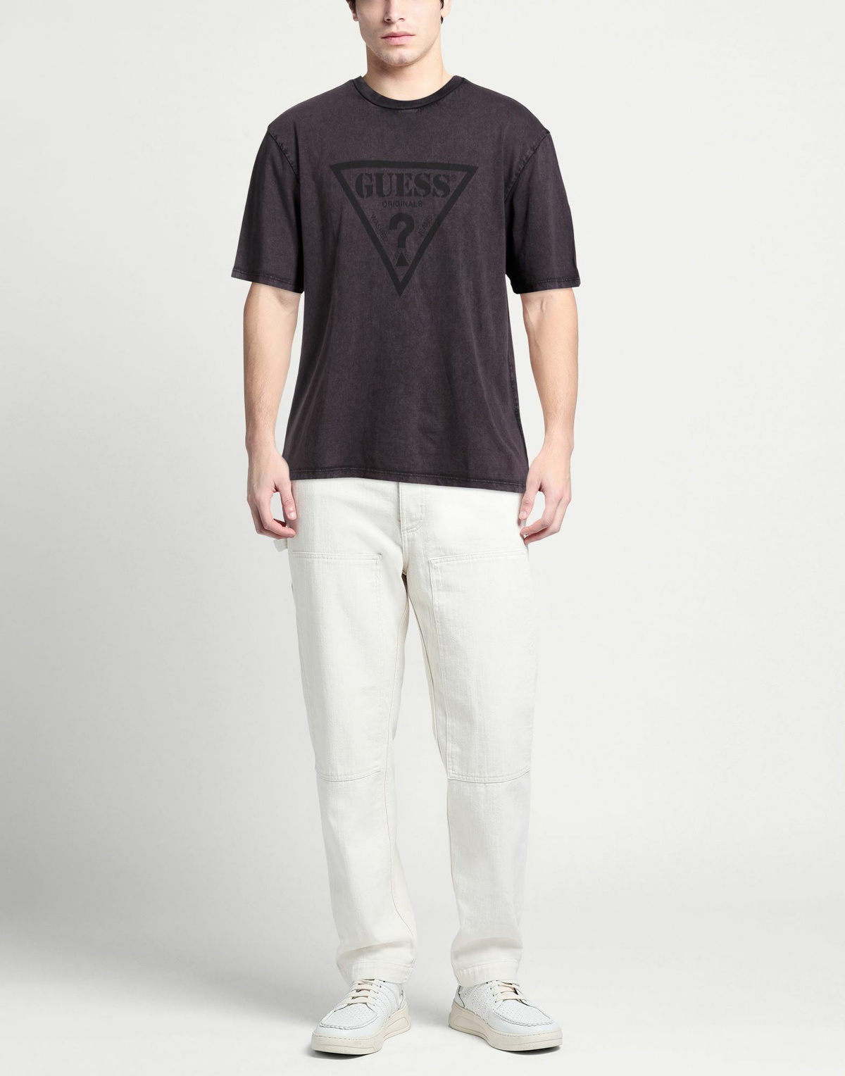 Guess Mens T-shirt Dark in Purple