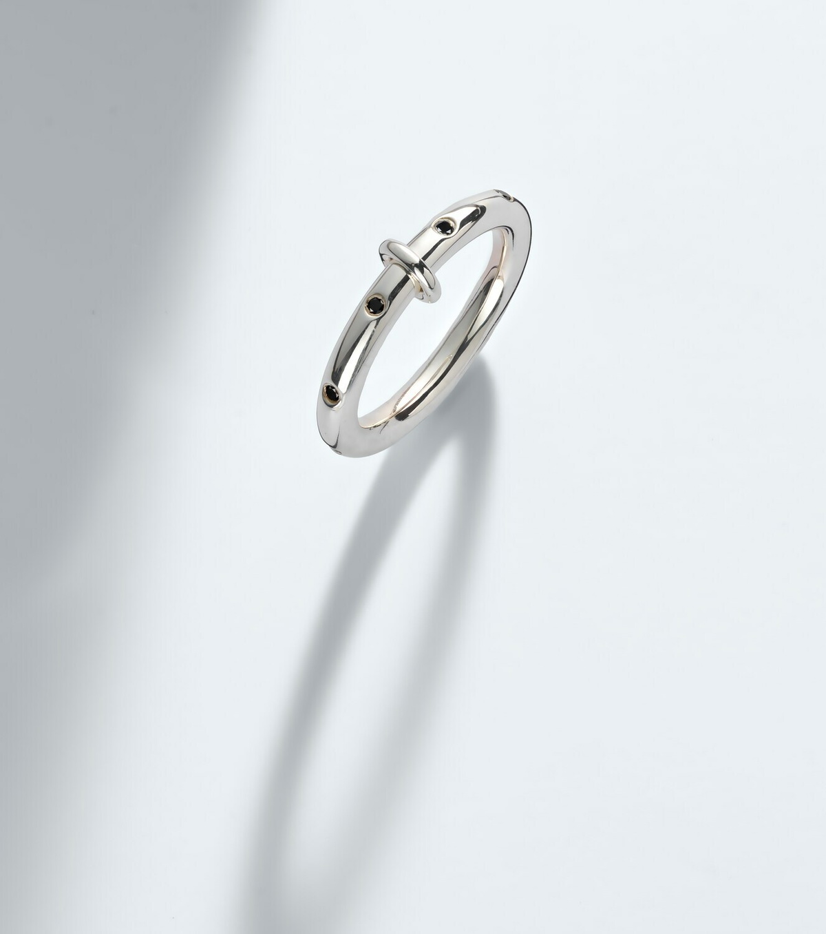 Spinelli Kilcollin Ovio sterling silver ring with diamonds