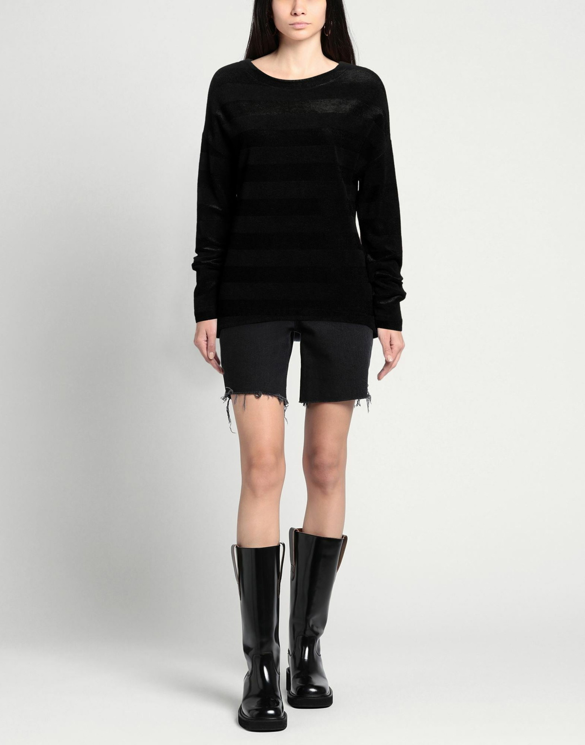 Crossley Womens Sweatshirt in Black