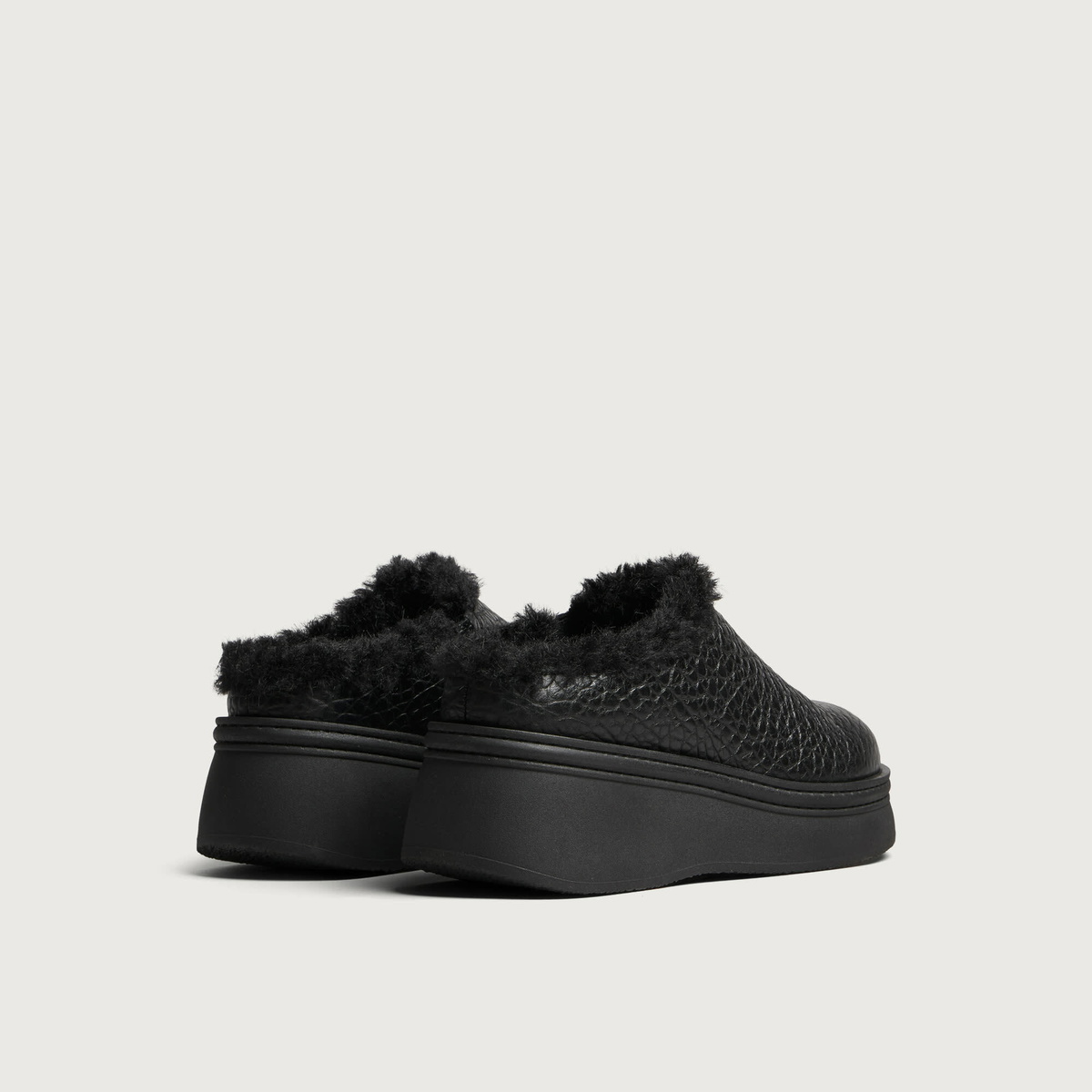 MIISTA Women's Kristi Mules in Black