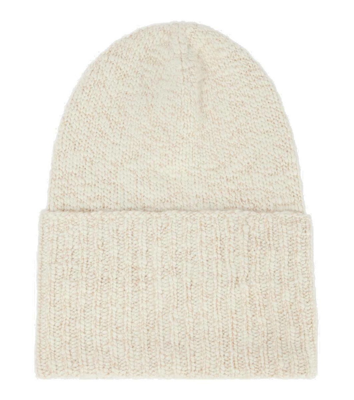 Photo: Loro Piana Cocooning cashmere beanie
