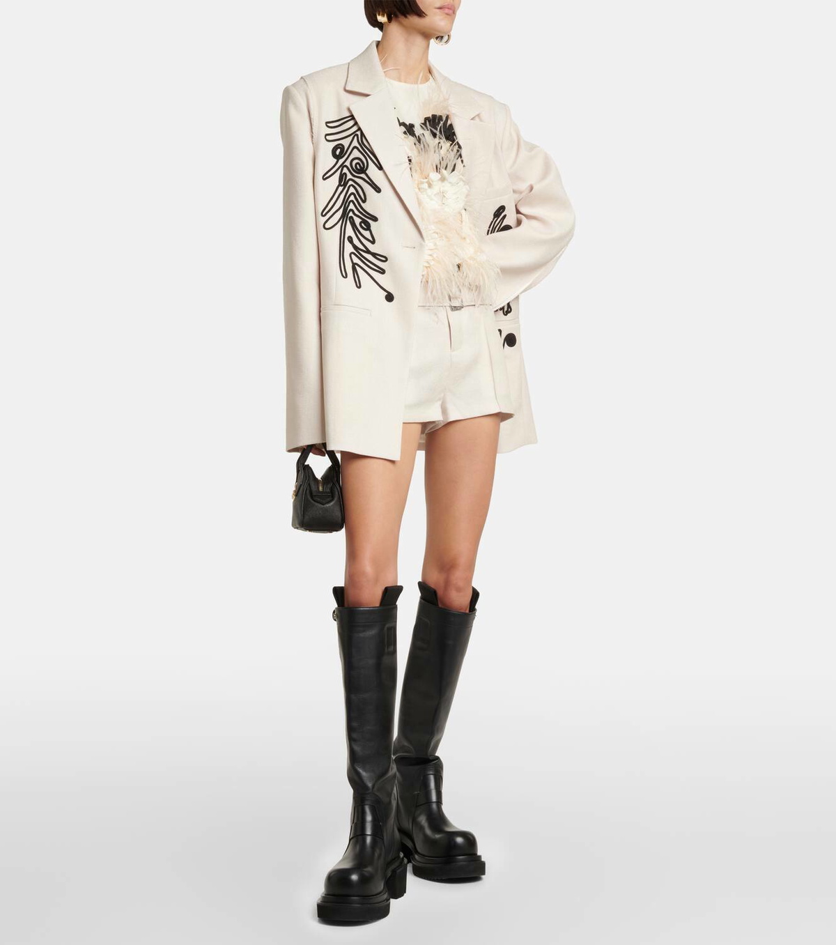 Xu Zhi Belted linen shorts