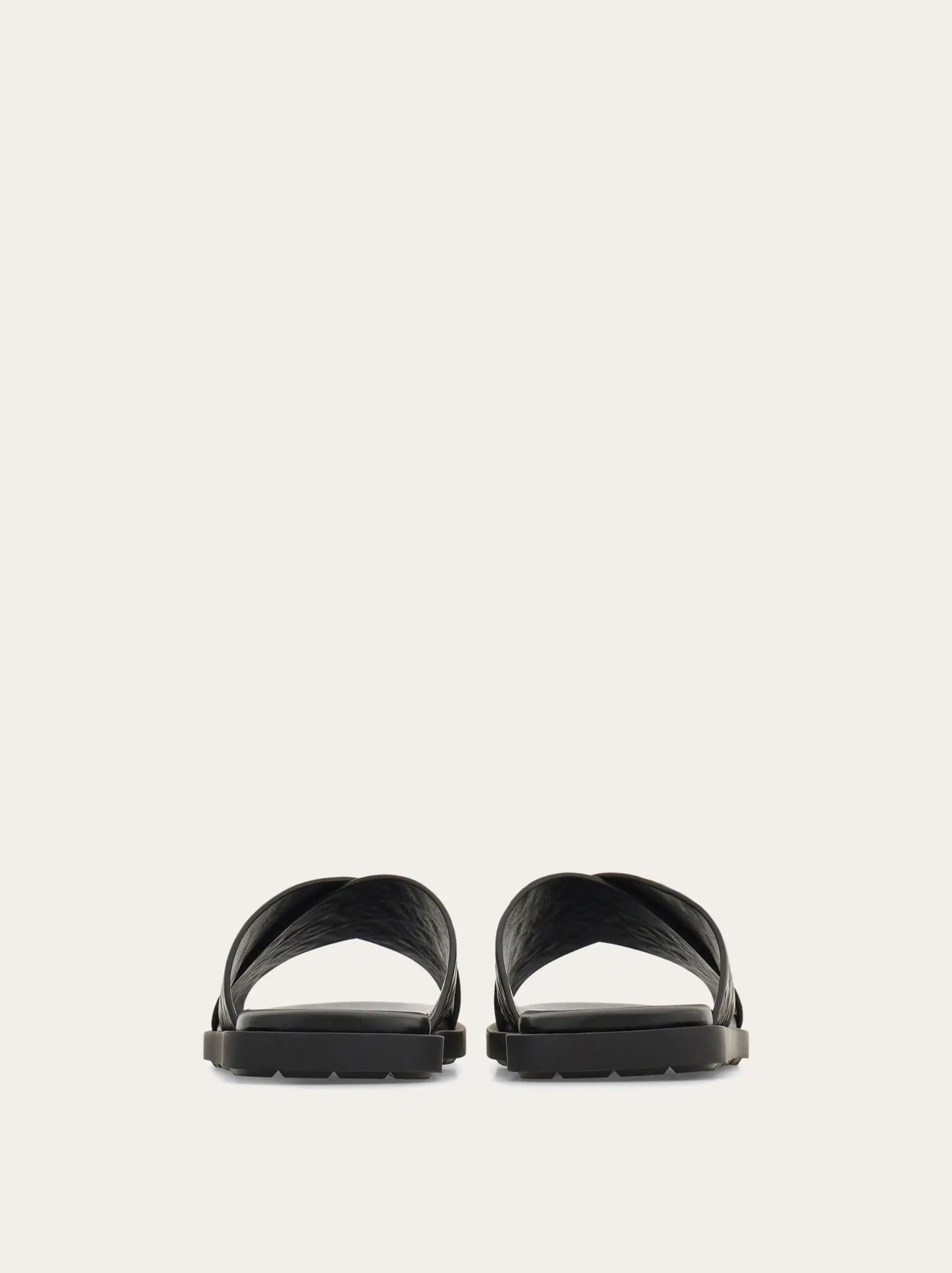 Ferragamo Mens Ferragamo Monogram sandal in Black