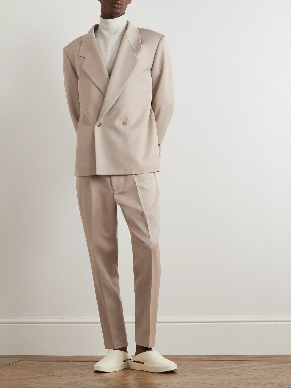 ピンクの猫様fear of god ETERNAL WOOL SUIT PANT ピンクの猫様fear of god ETERNAL WOOL SUIT PANT