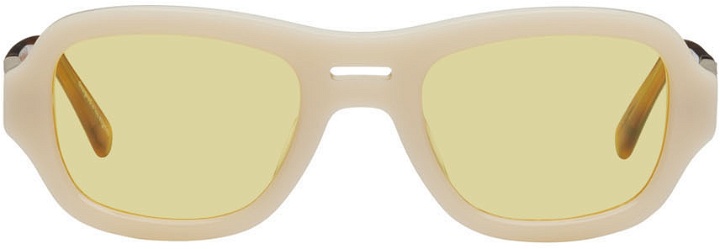 Photo: BONNIE CLYDE Beige & Brown Maniac Sunglasses