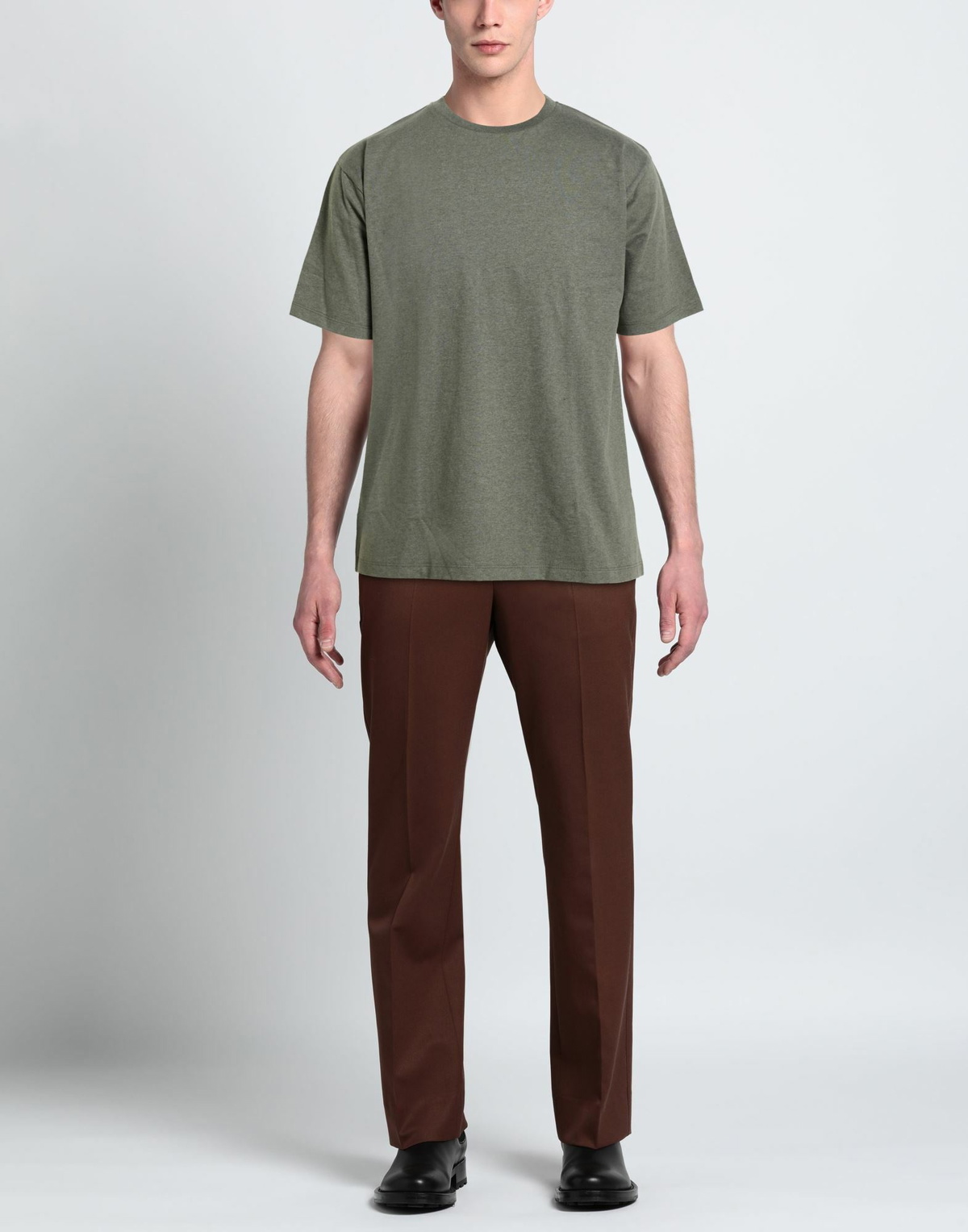 Shoe Mens T-shirt Military in Green