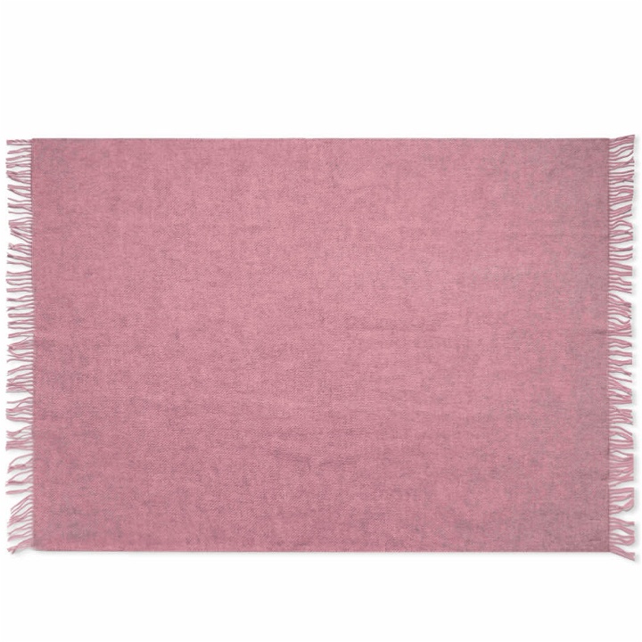 Photo: Klippan Gotland Wool Throw in Pink