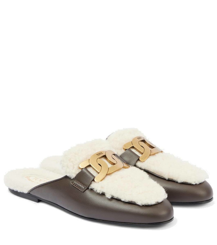 Photo: Tod's Catena shearling-lined leather slippers